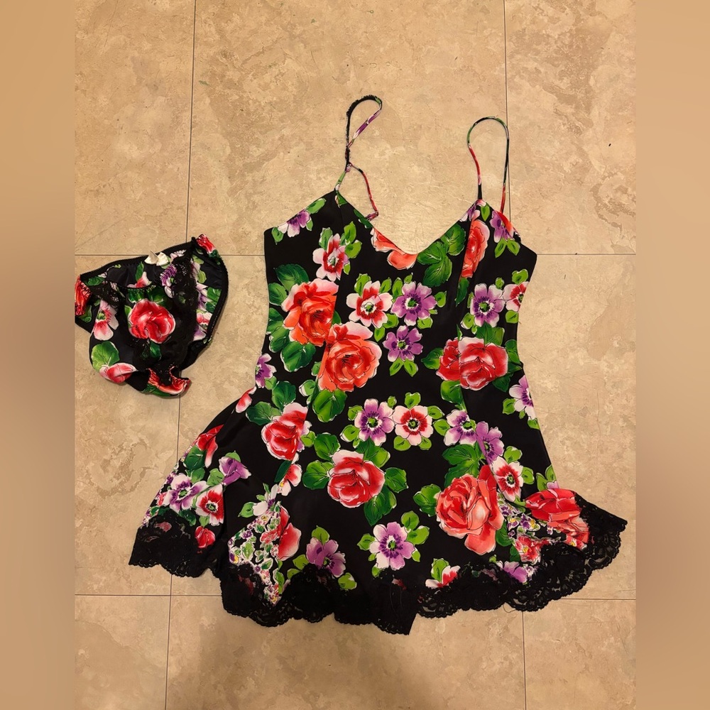 Vintage Victoria's Secret Black and Red Floral Chemise